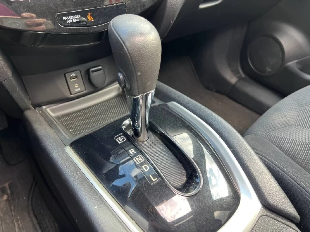 2014 Nissan Rogue SV**AWD**TOIT OUVRANT PANORAMIQUE**CAMERA DE RECULE**SIEGES CHAUFFNATS** Image principale