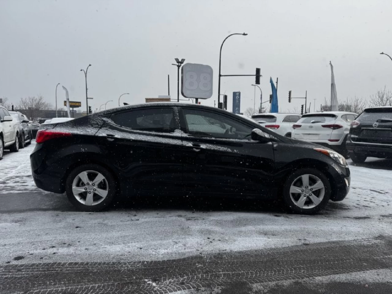 2013 Hyundai Elantra GLS**TOIT OUVRANT**SIEGES CHAUFFNATS**MAGS** Main Image