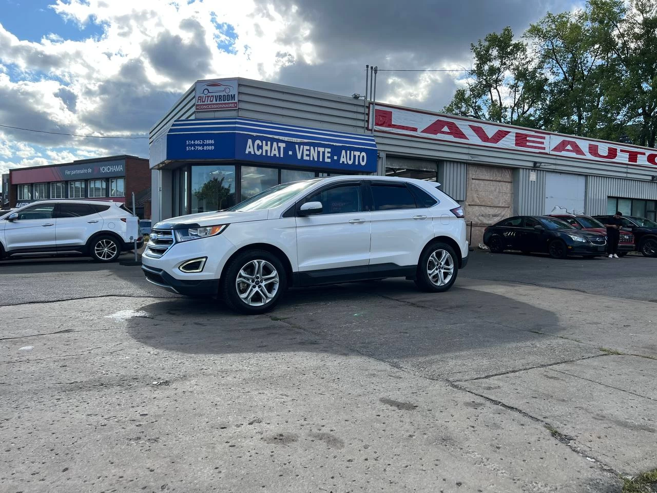 2015 Ford Edge TitaniumT**AWD**Toit Ouvrant Panaromique**ANGLE MORT**CamÉra de Recul**SIEGES EN CUIR**Navigation**SIEGES CHAUFFANTS**SIEGES CHAUFFANTS ARRIERE**SiÈges ventilÉs**VOLANT CHAUFFANTS**MAGS**dÉmarrage À distance** Image principale