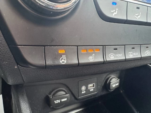 Hyundai Tucson Premium **Caméra de Recul**Volant Chauffant**SIEGES CHAUFFNATS AVANT ET ARRIERE**ANGLE MORT**MAGS** 2017
