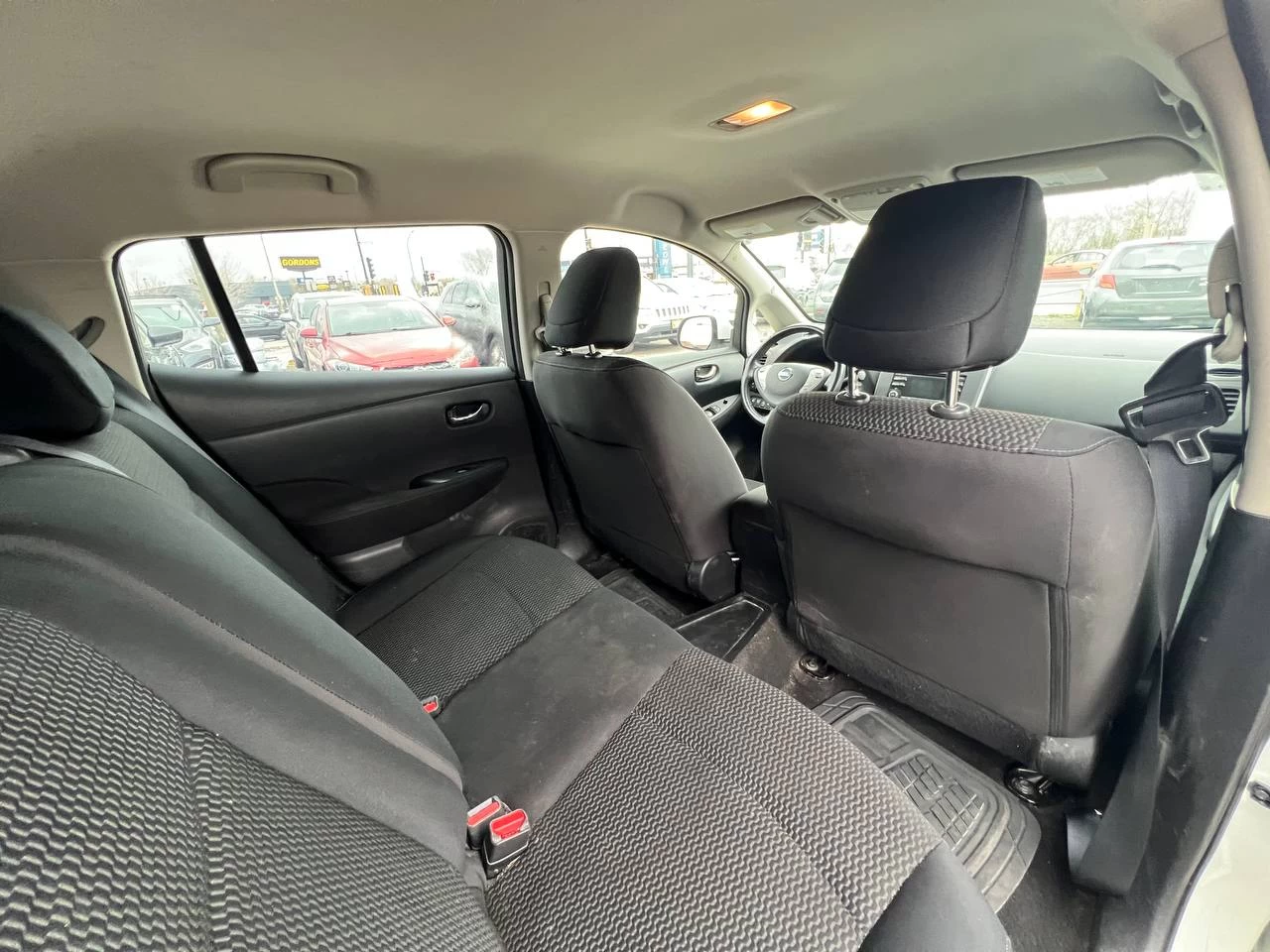 2015 Nissan LEAF SV**Jamais Accidentee**CAMERA DE RECUL**SIEGES CHAUFFANTS EN AVANT ET ARRIERE**VOLANT CHAUFFANTS Image principale