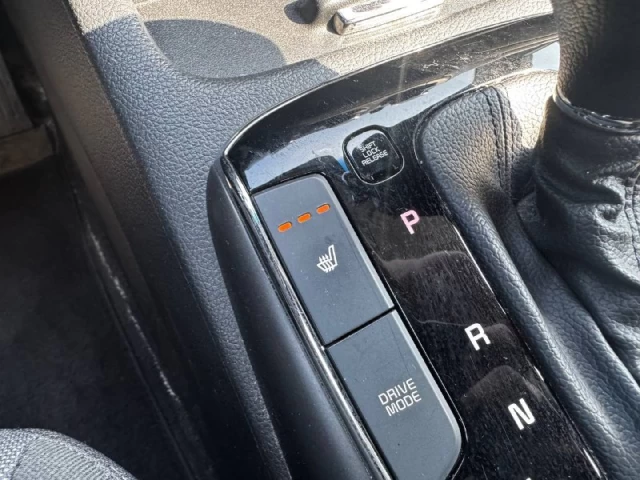 Kia Forte LX**CAMERA DE RECULE**SIEGES CHAUFFNATS**APPLE CAR PLAY** 2017