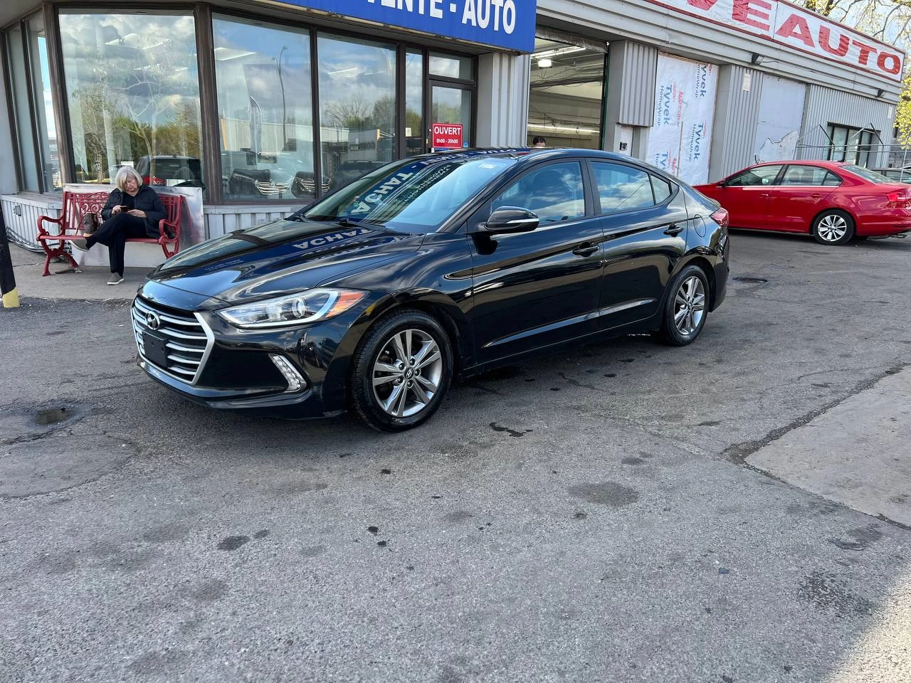 2017 Hyundai Elantra GL**SAAQ Certifie**CAR PLAY**CAMERA DE RECULE**SIEGES CHAUFFANTS**VOLANT CHAUFFANTS**ANGLE MORT**MAGS** Image principale