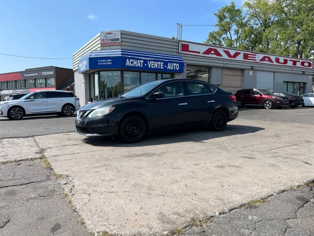 Nissan Sentra S** 2017