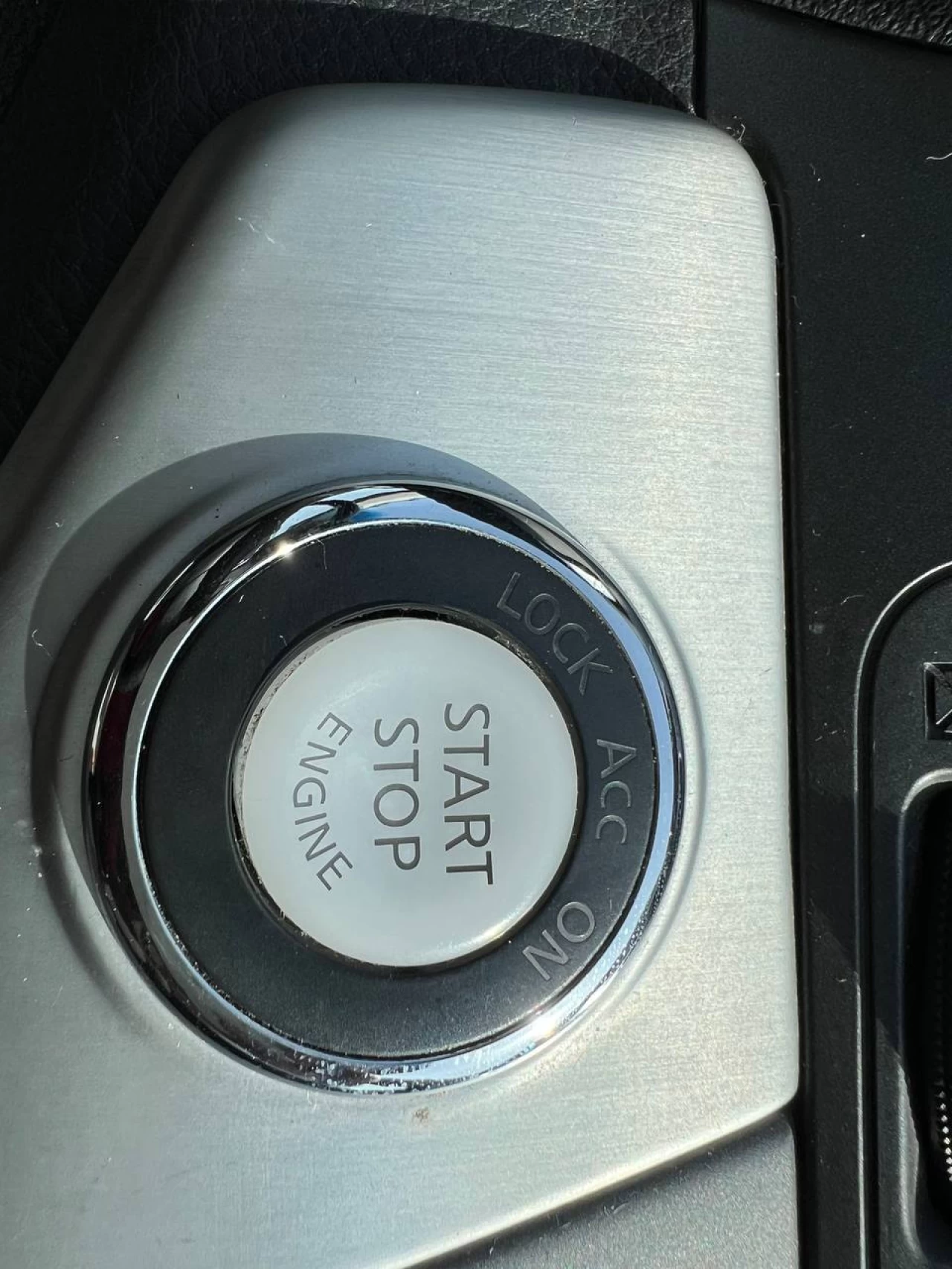 2014 Nissan Murano SV**AWD**Toit ouvrant**SIEGES EN CUIR**CAMERA DE RECUL** Navigation**SIEGES CHAUFFANTS** Image principale