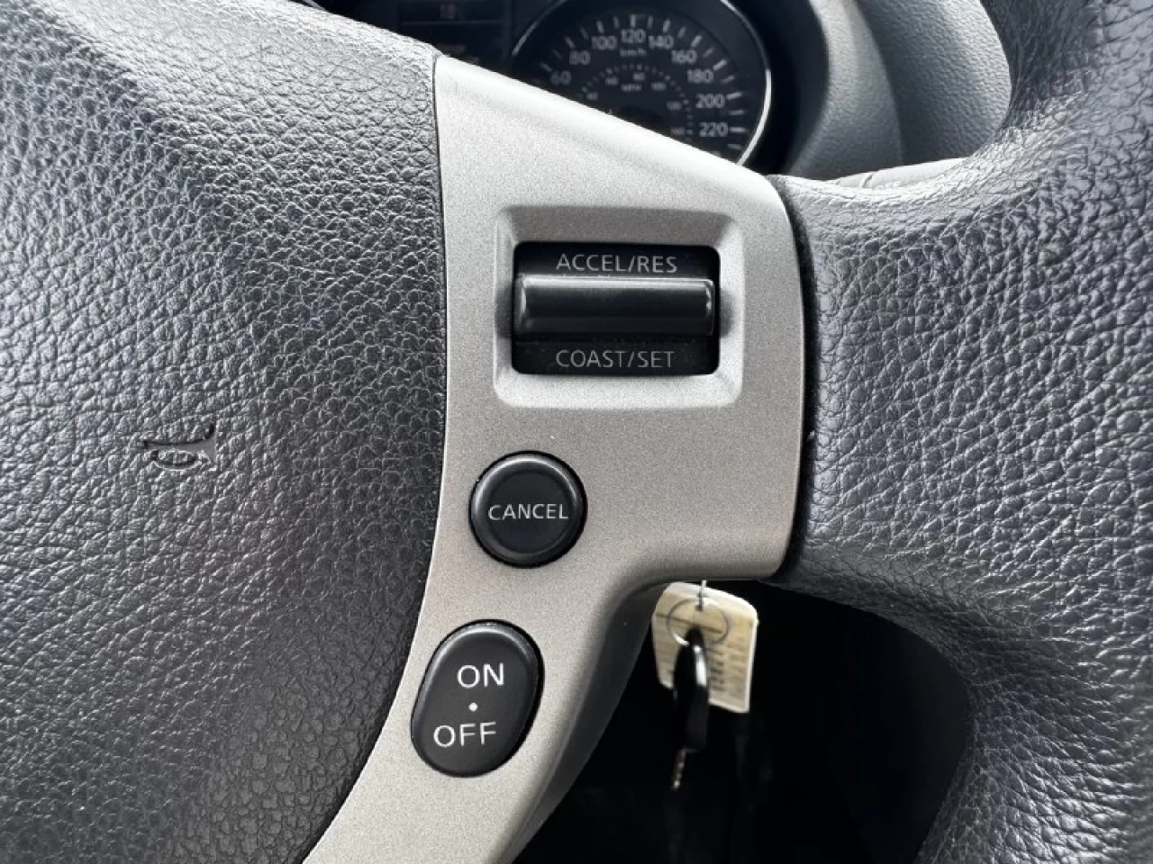 2013 Nissan Rogue S** Image principale