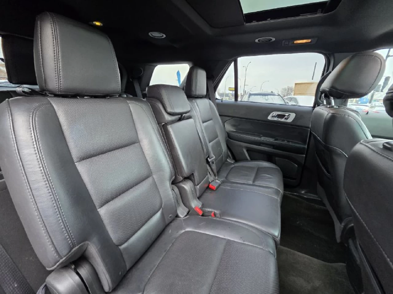 2014 Ford Explorer **LIMITEE**JAMAIS ACCIDENTEE**NAVI**7 PASSAGERS**CUIR**TOIT PANO**CAMERA DE RECUL**MAGS**TOUTE EQUIPEE** Image principale
