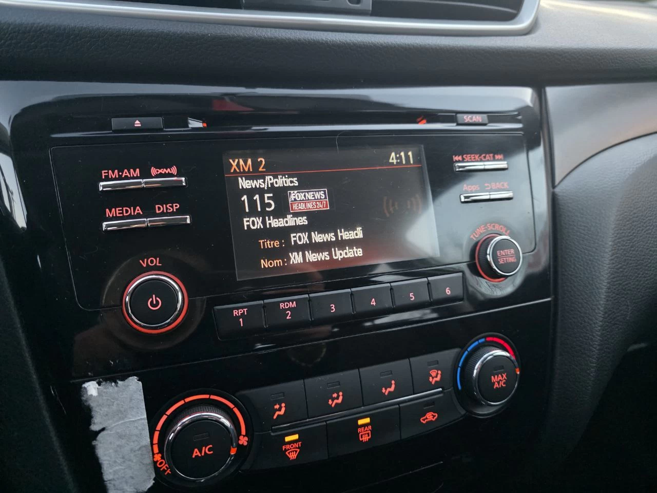 2015 Nissan Rogue S**CAMERA DE RECUL**EN SPECIAL** Main Image