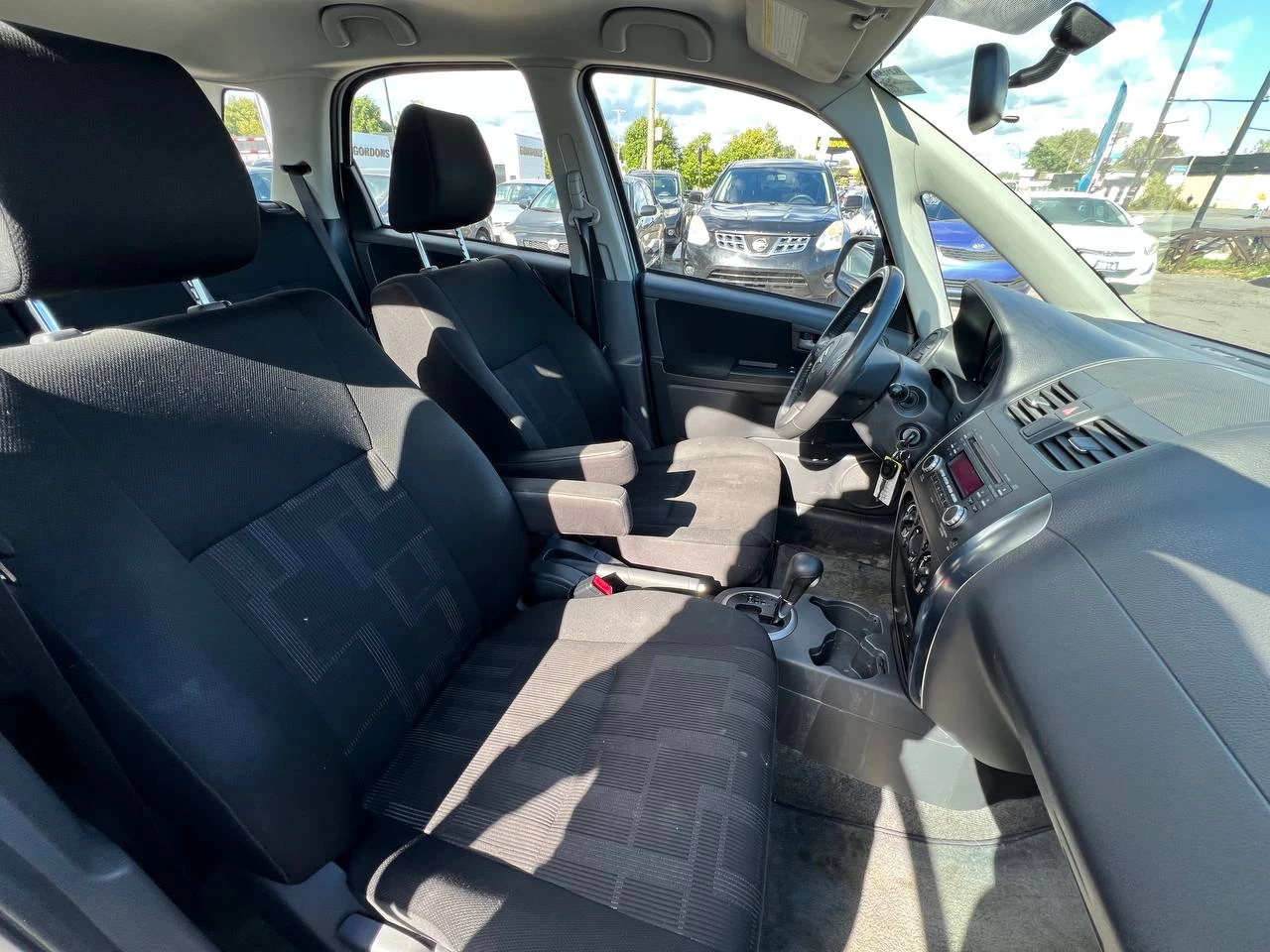 2010 Suzuki SX4 JX**AWD**MAGS** Image principale