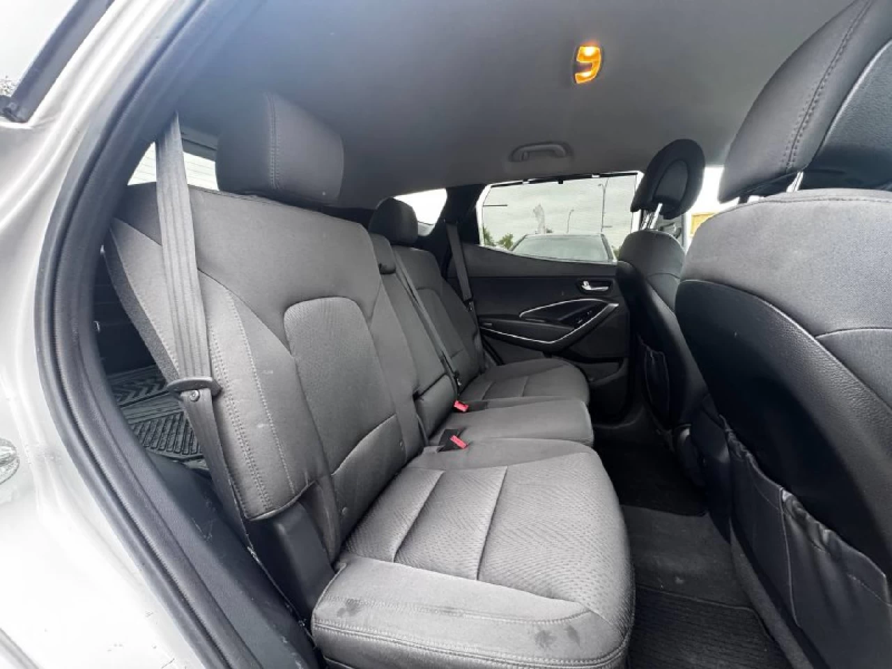2014 Hyundai Santa Fe Sport Premium**Jamais Accidente**SIEGES CHAUFFNATS AVANT ET ARRIERE**VOLANT CHAUFFNATS**Financement 1Ère, 2e et 3e chance !! 100% ApprouvÉ Image principale
