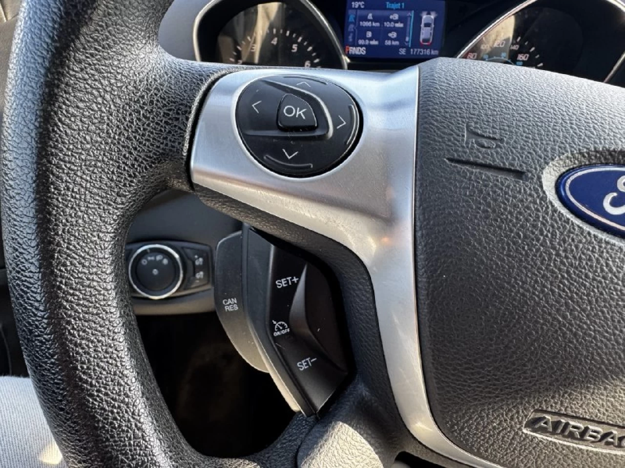 2014 Ford Escape SE**AWD**Jamais Accidente**CAMERA DE RECULE**SIEGES CHAUFFNATS**Financement 1Ère, 2e et 3e chance !! 100% ApprouvÉ Image principale