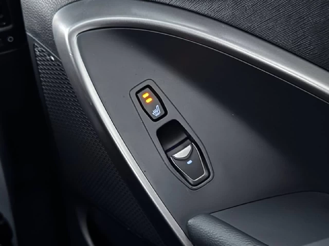 Hyundai Santa Fe Sport Limited**AWD**Jamais Accidente**SAAQ CERTIFIEE**TOIT OUVRANT PANORAMIQUE**SIEGE EN CUIR**CAMERA DE RECUL**SIEGES CHAUFFNATS AVANT ET ARRIERE**Siege Ventile**Volant Chauffant**Navigation**Alerte d'angle Mort**MAGS** 2017