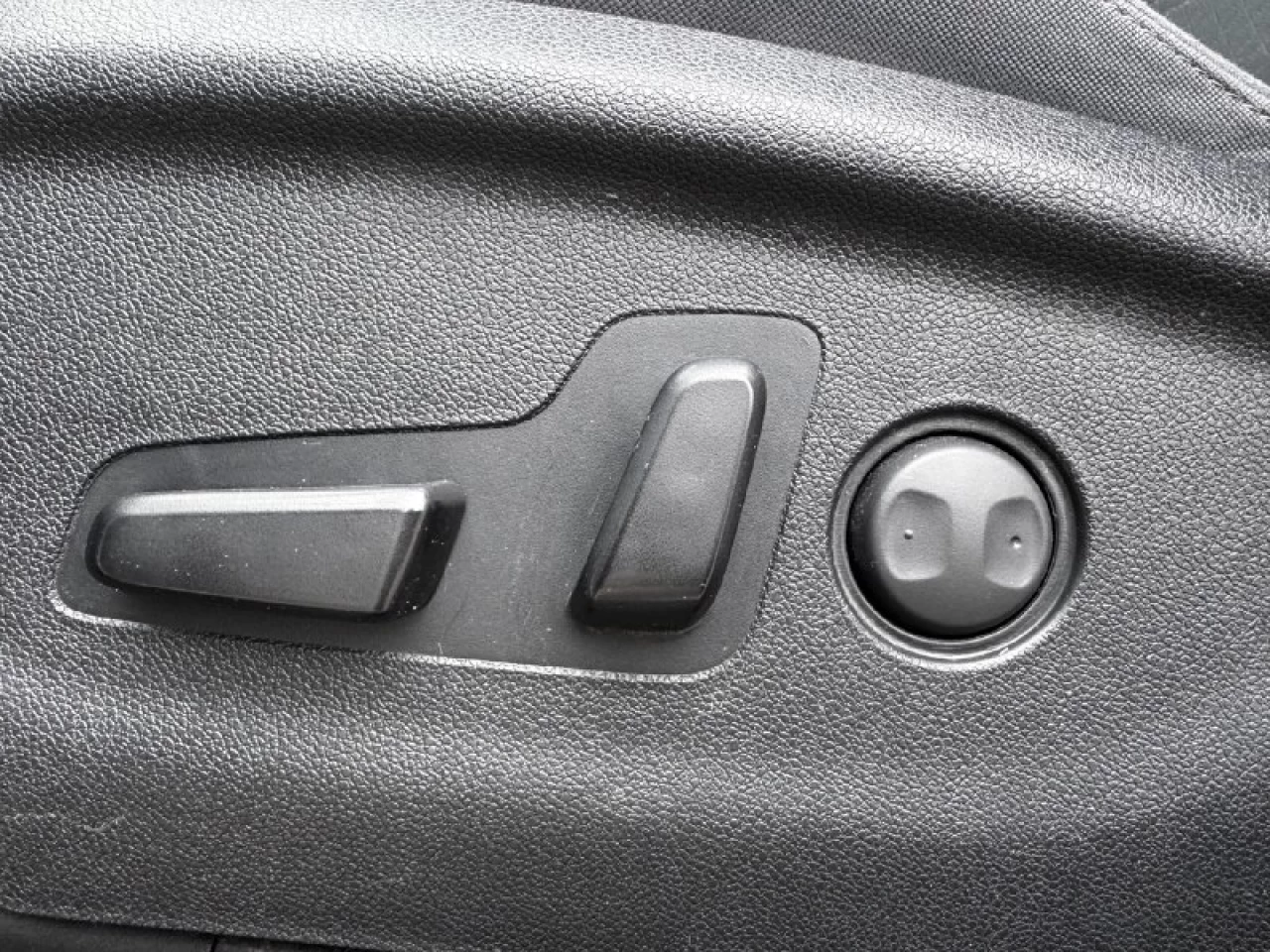 2018 Kia Sorento **7 PASSAGERS**LX**AWD**APPLE CAR PLAY**CAMERA DE RECUL**SIEGES CHAUFFANTS**MAGS** Main Image