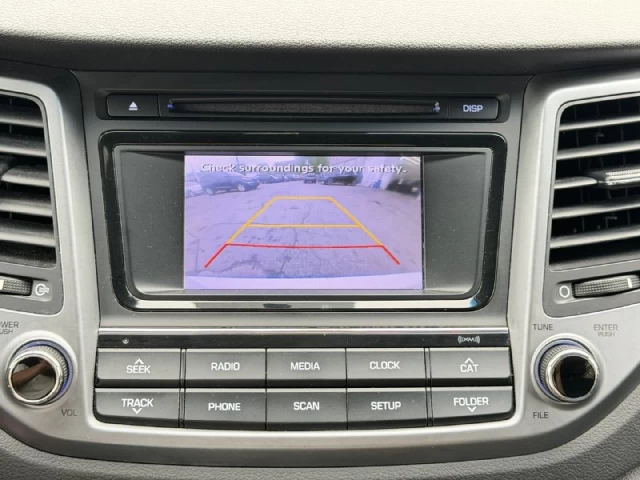 Hyundai Tucson Premium**SAAQ Certifie**CAMERA DE RECUL**ANGLE MORT**SIEGES CHAUFFANTS**Volant Chauffant**MAGS 2017