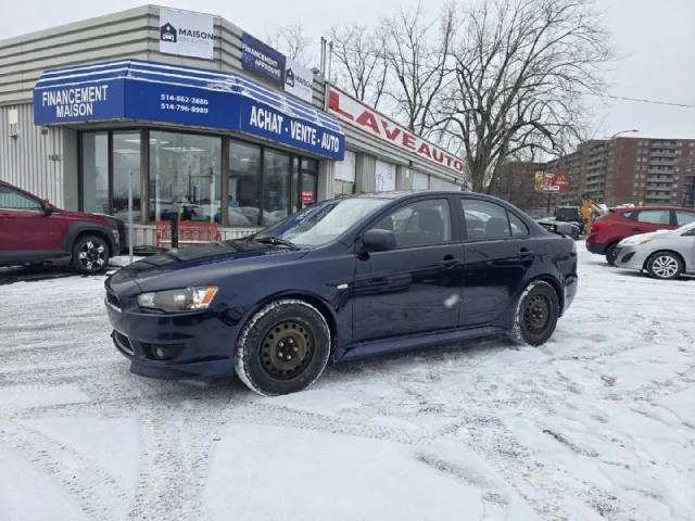 Mitsubishi Lancer SE**10TH ANNIVERSARY EDITION**Un Propriétaire**TOIT OUVRANT**SIÈGES CHAUFFANTS** 2013