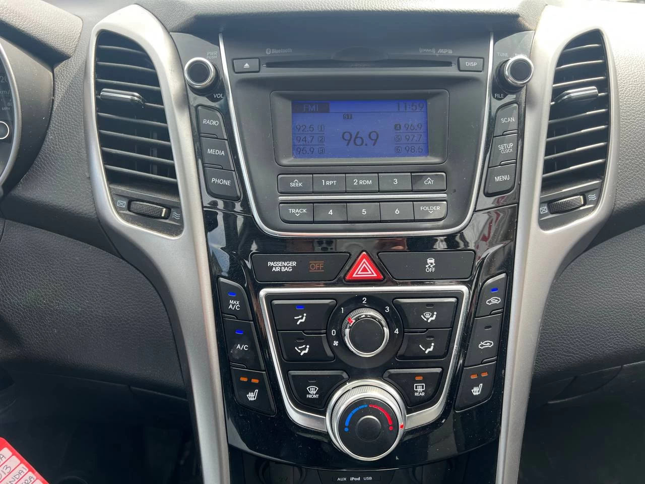 2013 Hyundai Elantra GT GLS**TOIT OUVRANT PANARAMIQUE**SIEGES CHAUFFANTS**MAGS** Image principale
