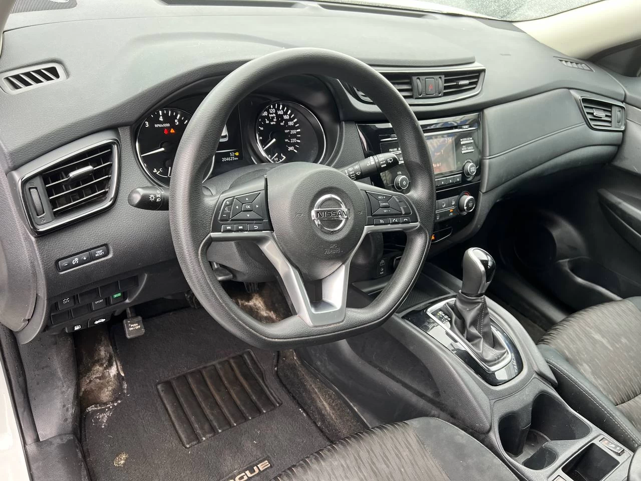 2017 Nissan Rogue SV**Jamais Accidente**CAMERA DE RECULE**SIEGES CHAUFFNATS** Image principale