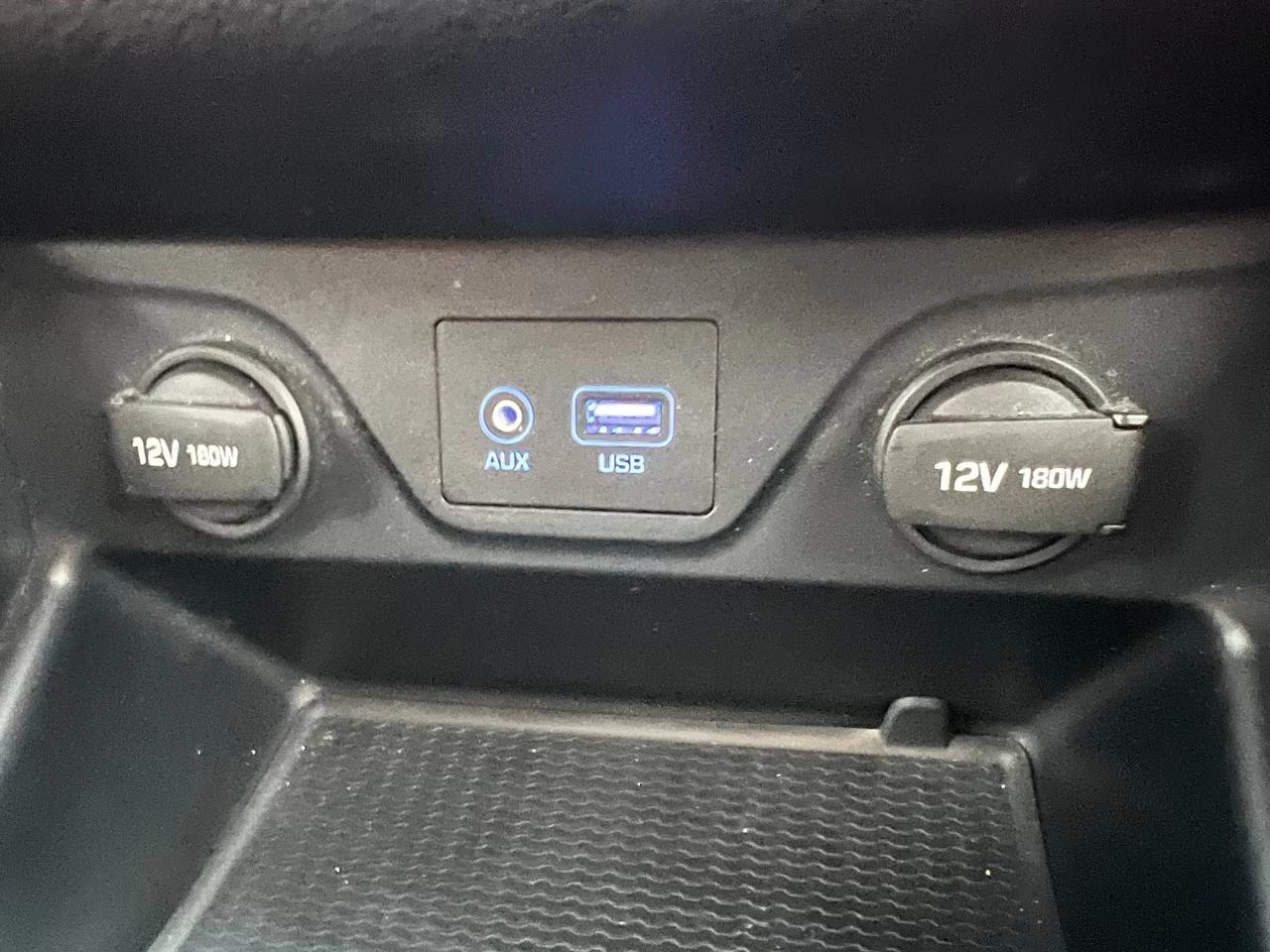 2016 Hyundai Tucson Premium**AWD**Jamais Accidentee**SAAQ Certifie**CAMERA DE RECUL**SIEGES CHAUFFANTS**MAGS**SIEGES CHAUFFANTS ARRIERE**Alerte d'angle Mort** Main Image