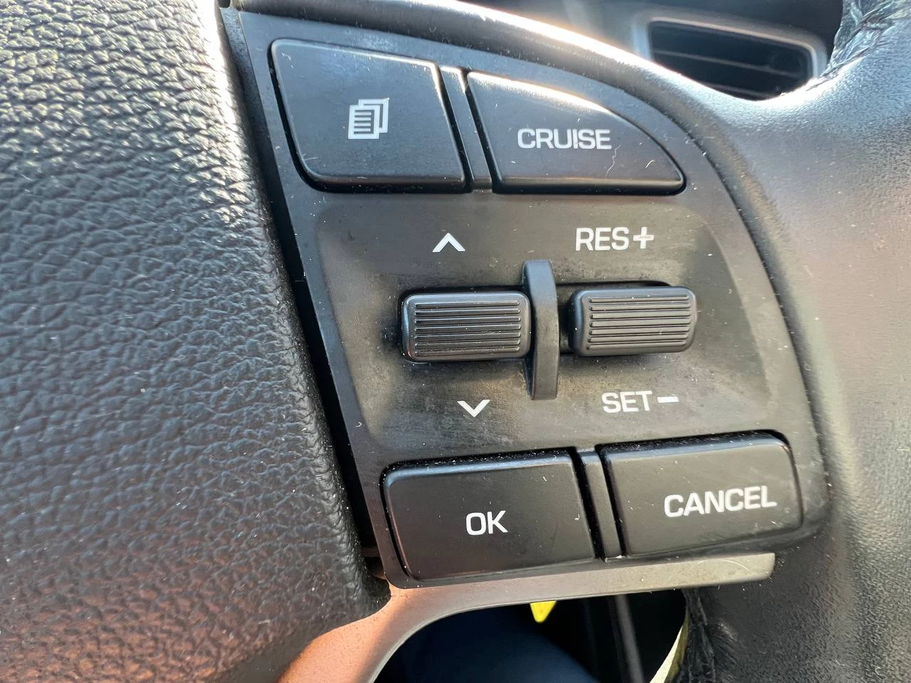 2017 Hyundai Tucson Premium**AWD**SAAQ CERTIFIEE**CamÉra de Recul**Volant Chauffant**SIEGES CHAUFFNATS AVANT ET ARRIERE**ANGLE MORT**MAGS** Image principale