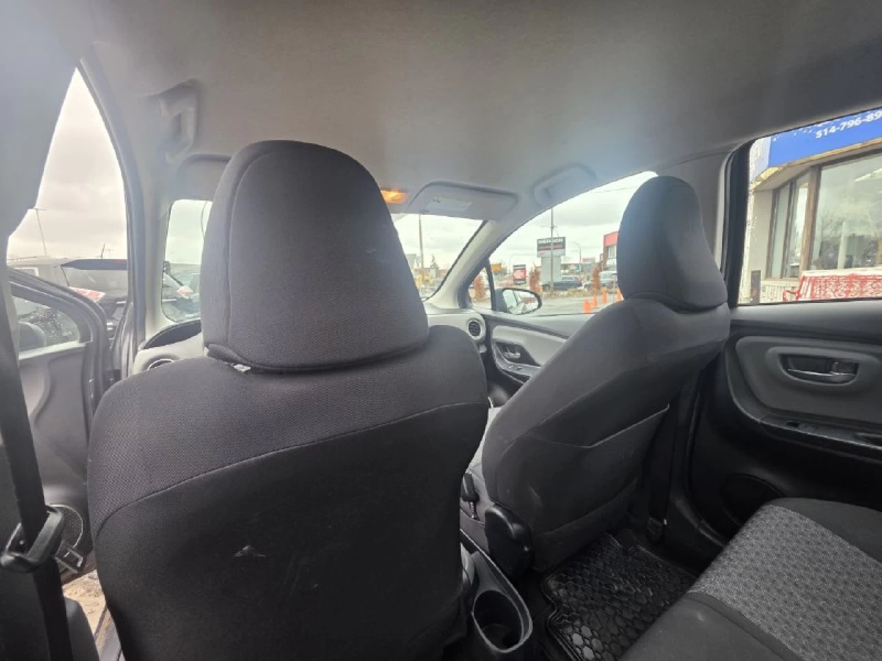 2016 Toyota Yaris LE**Jamais Accidente** Image principale