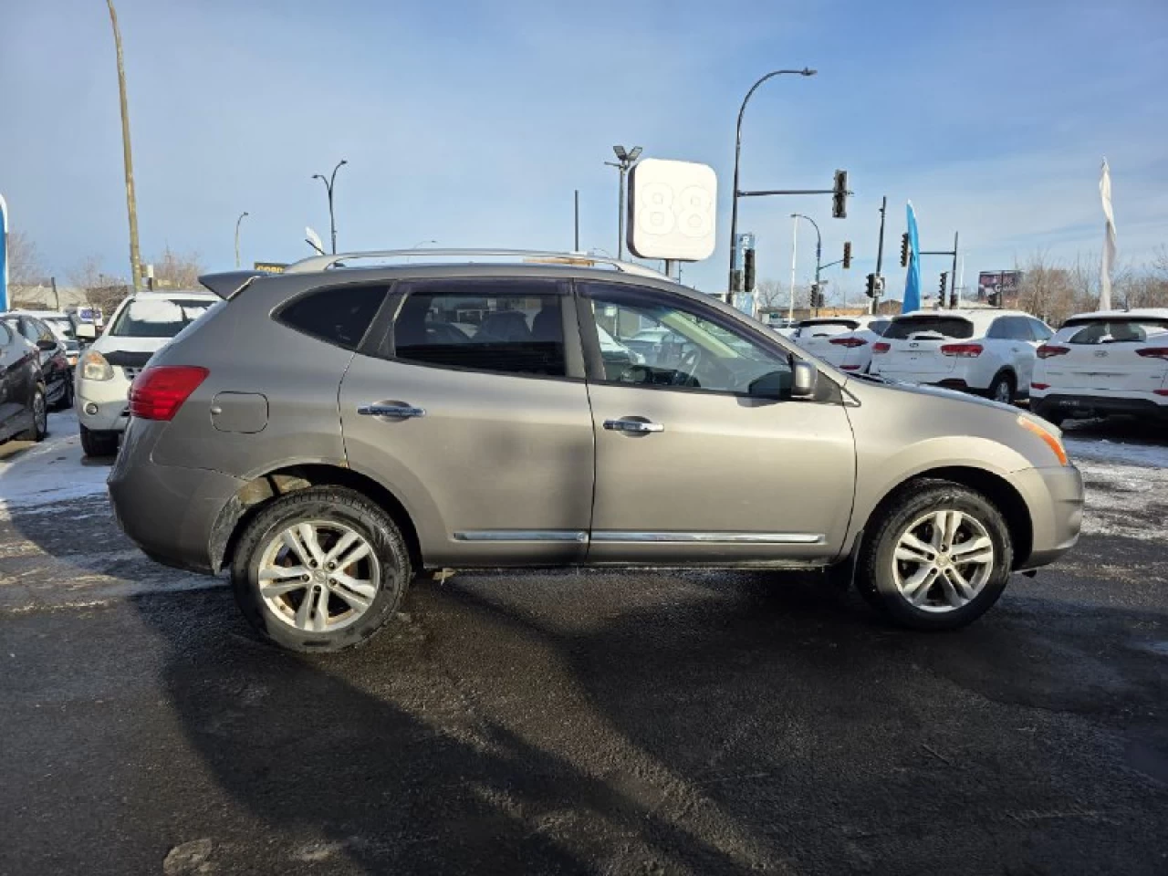 2012 Nissan Rogue **SV**CAMERA DE RECUL**SIEGES CHAUFFANTS**MAGS**EN SPECIAL** Main Image