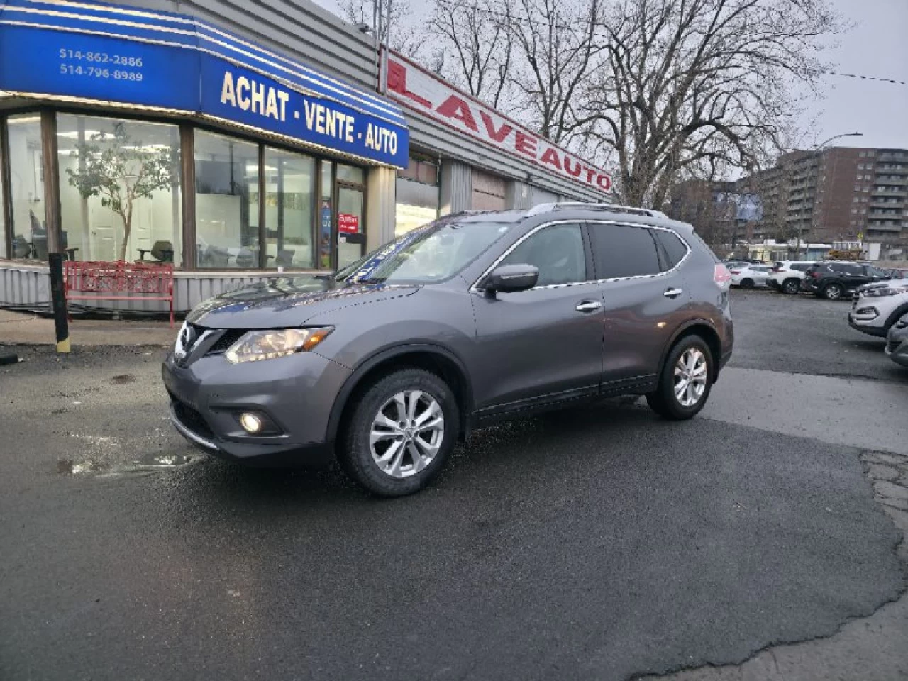 2015 Nissan Rogue **SV**TOIT PANORAMIQUE**CAMERA DE RECUL**SIEGES CHAUFFANTS**MAGS** Image principale