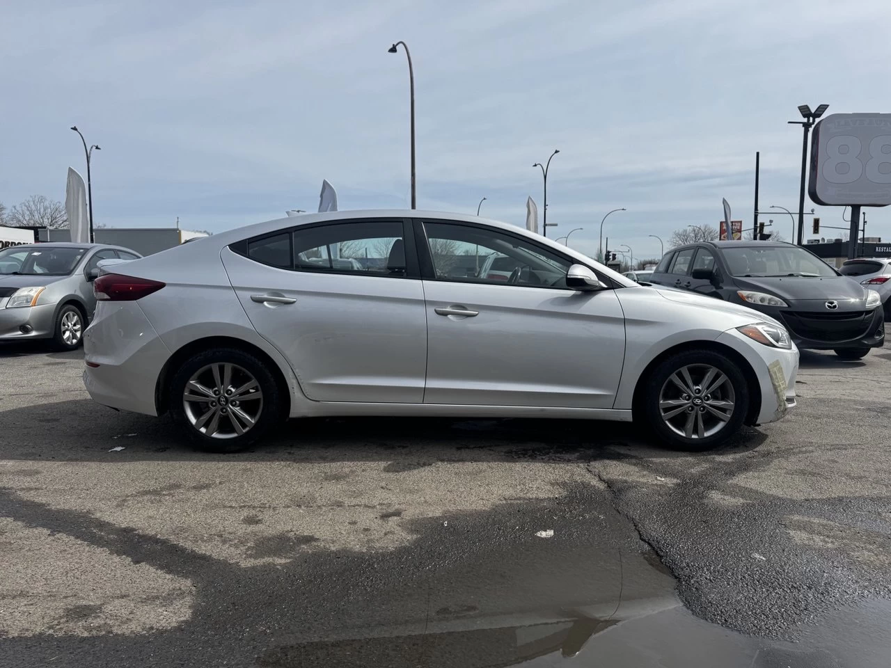 2018 Hyundai Elantra GL**CAMERA DE RECULE**SIEGES CHAUFFANTS**Volant Chauffant**SIEGES CHAUFFANTS** Image principale