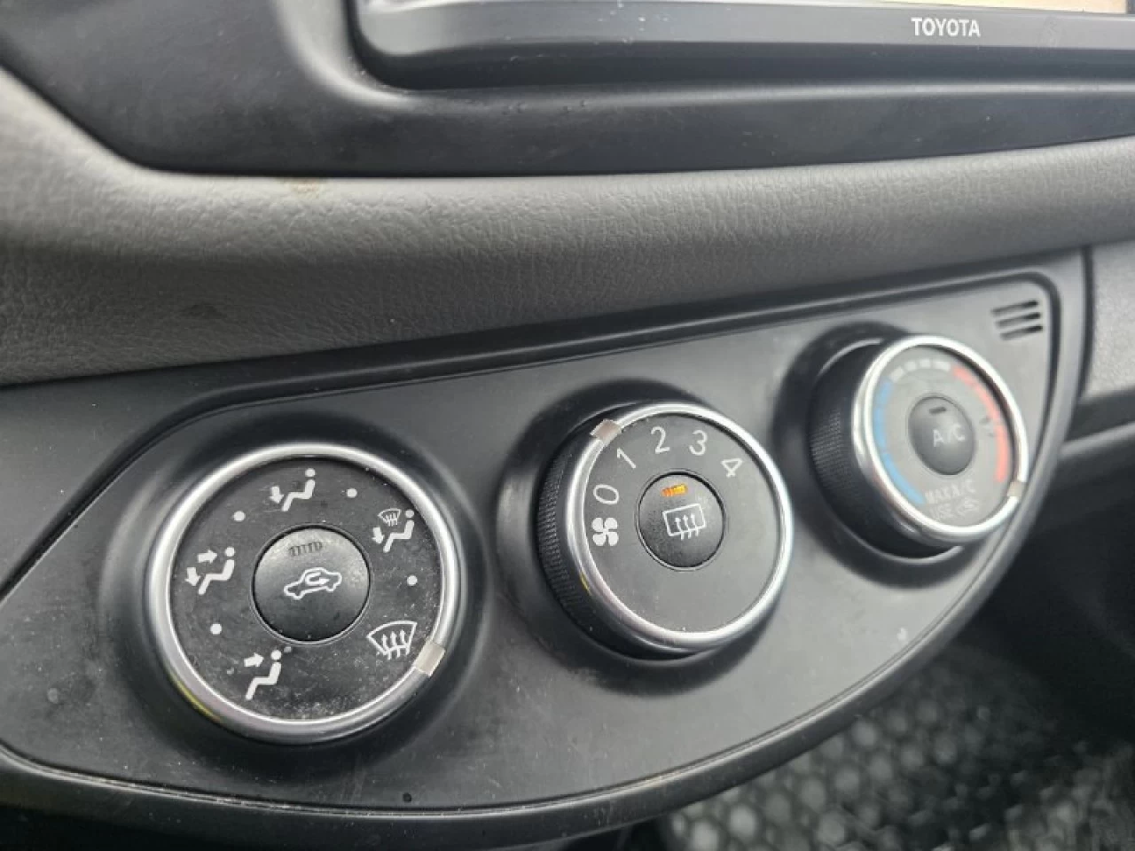 2016 Toyota Yaris LE**Jamais Accidente** Image principale