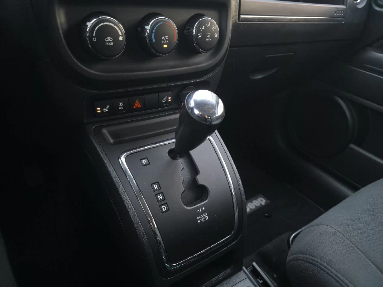 2013 Jeep Compass North**4x4**SIEGES CHAUFFNATS**MAGS** Main Image