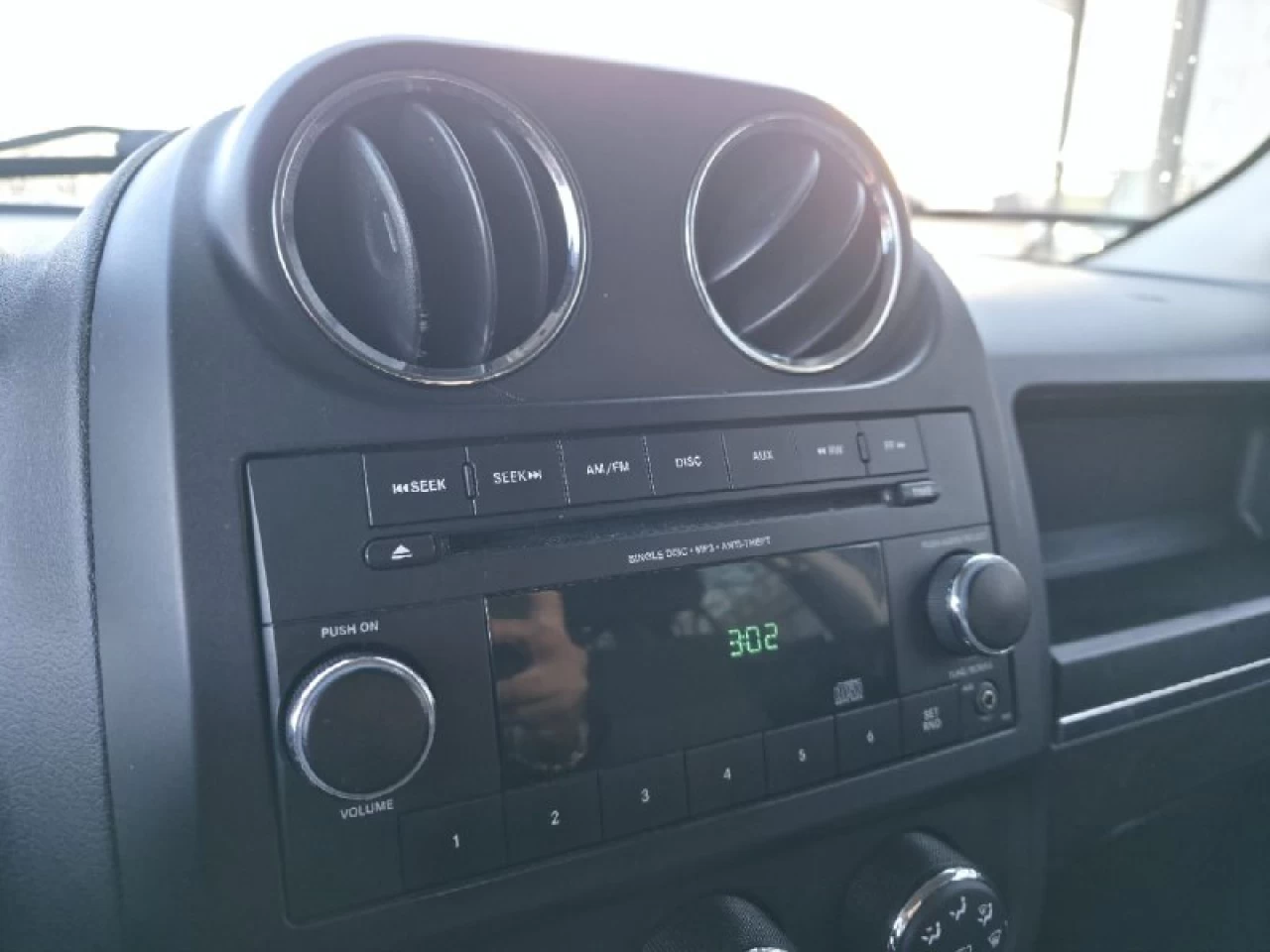 2014 Jeep Patriot **NORTH EDITION**JAMAIS ACCIDENTEE**4X4**SIEGES CHAUFFANTS**MAGS**EN SPECIAL** Image principale