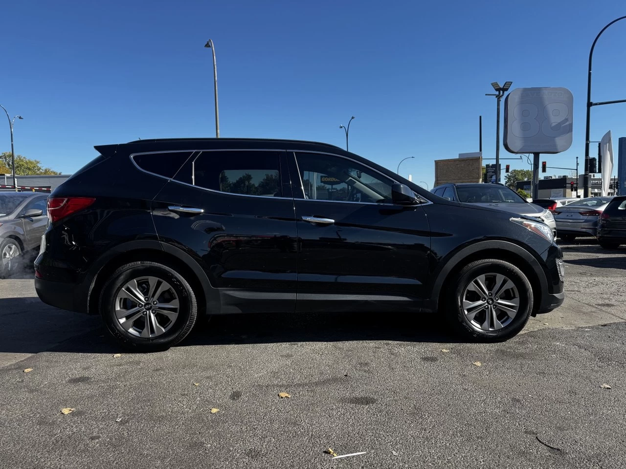 2016 Hyundai Santa Fe Sport Premium**Jamais Accidente**SAAQ CERTIFIEE****SIEGES CHAUFFNATS AVANT ET ARRIERE**VOLANT CHAUFFANTS**MAGS** Image principale