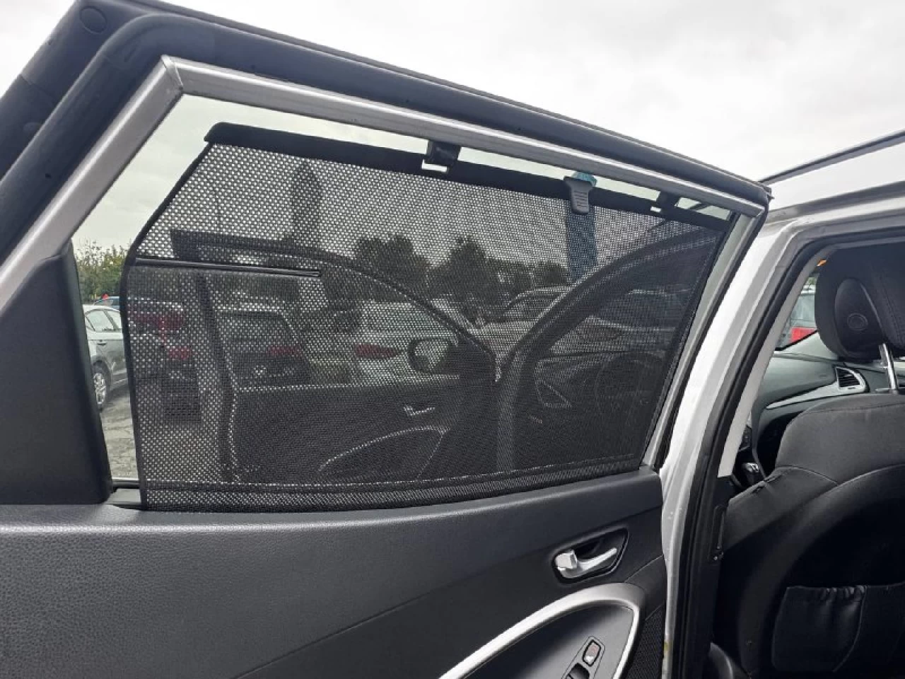 2014 Hyundai Santa Fe Sport Premium**Jamais Accidente**SIEGES CHAUFFNATS AVANT ET ARRIERE**VOLANT CHAUFFNATS**Financement 1Ère, 2e et 3e chance !! 100% ApprouvÉ Image principale