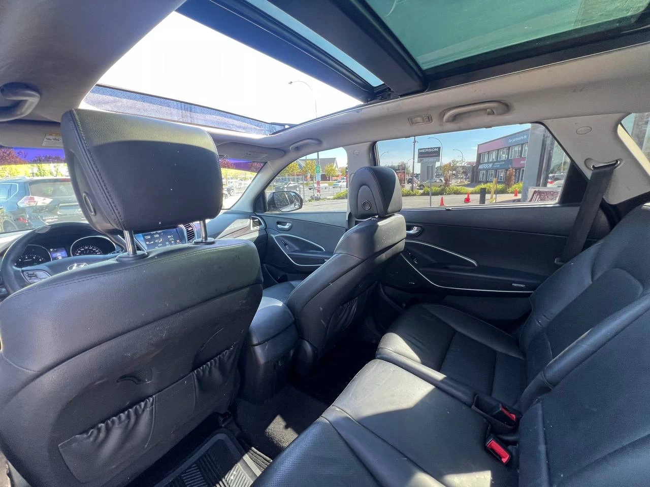 2017 Hyundai Santa Fe XL Limited XL**7 PASSAGERS**JAMAIS ACCIDENTEE**SAAQ CERTIFIEE**AWD**TOIT PANORAMIQUE**CAMERA DE RECUL**VOLANT CHAUFFANT**SIEGES CHAUFFANTS** Image principale