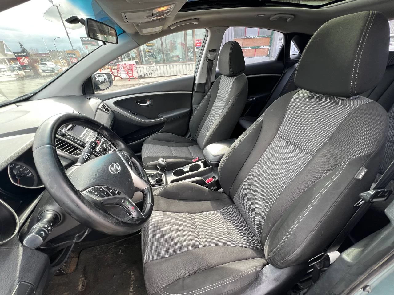 2013 Hyundai Elantra GT GLS**Toit Ouvrant Panoramique**Sieges CHAUFFANTS**MAGS** Image principale