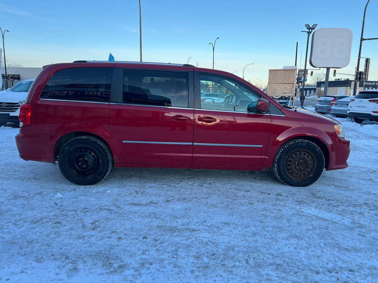 2014 Dodge Grand Caravan Crew**7 PASSAGERS**NAVI**CamÉra de Recul**SIEGES CHAUFFANTS**Volant Chauffant** Main Image