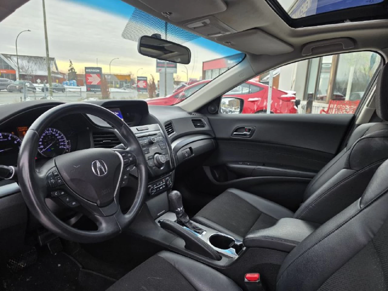 2015 Acura ILX Toit Ouvrant**CAMERA DE RECUL**SIEGES CHAUFFANTS**MAGS** Image principale