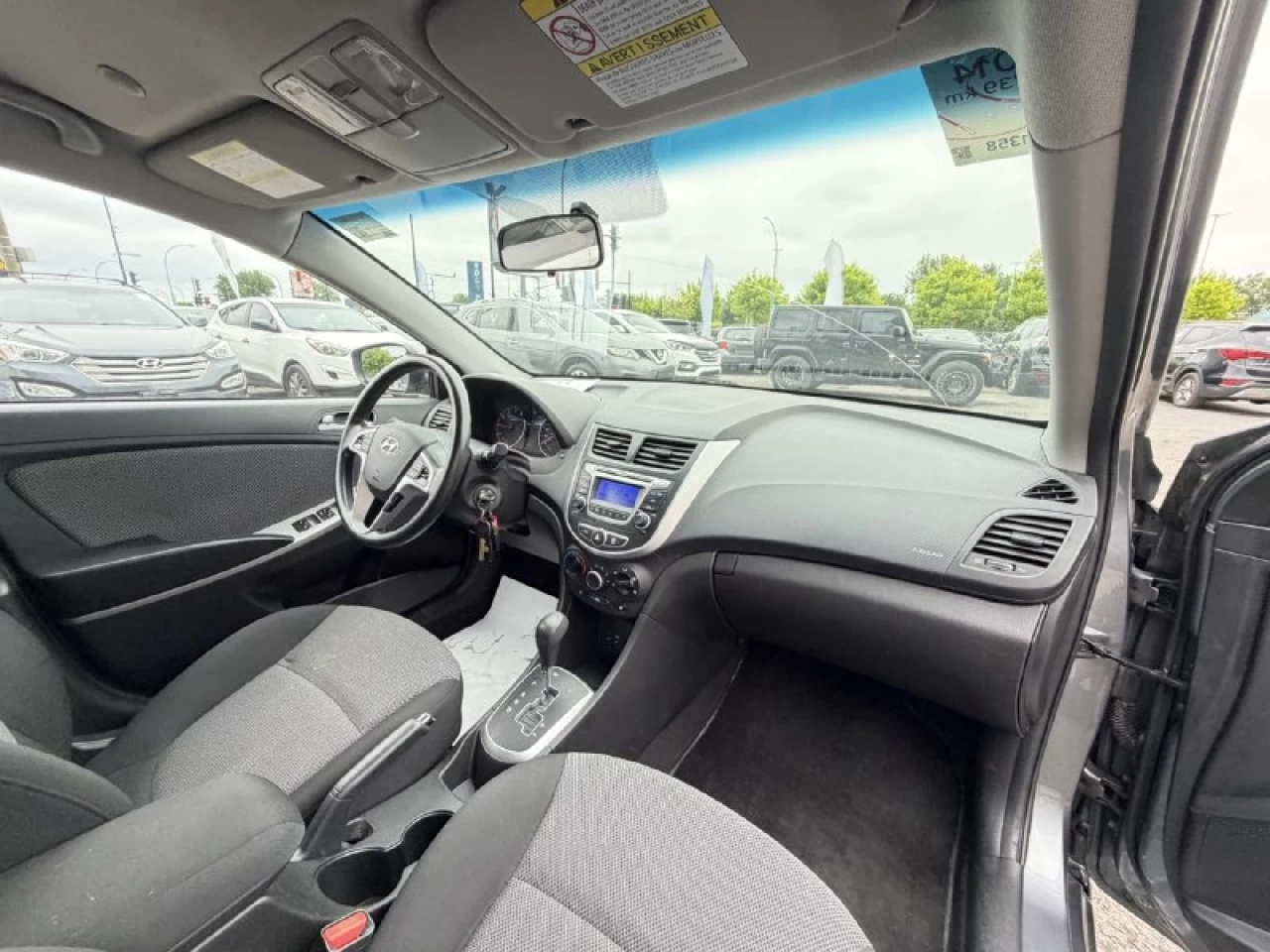 2014 Hyundai Accent GL**TRES BAS KILOMETRAGE**SIEGES CHAUFFNATS**PRIX EN SPECIAL** Image principale