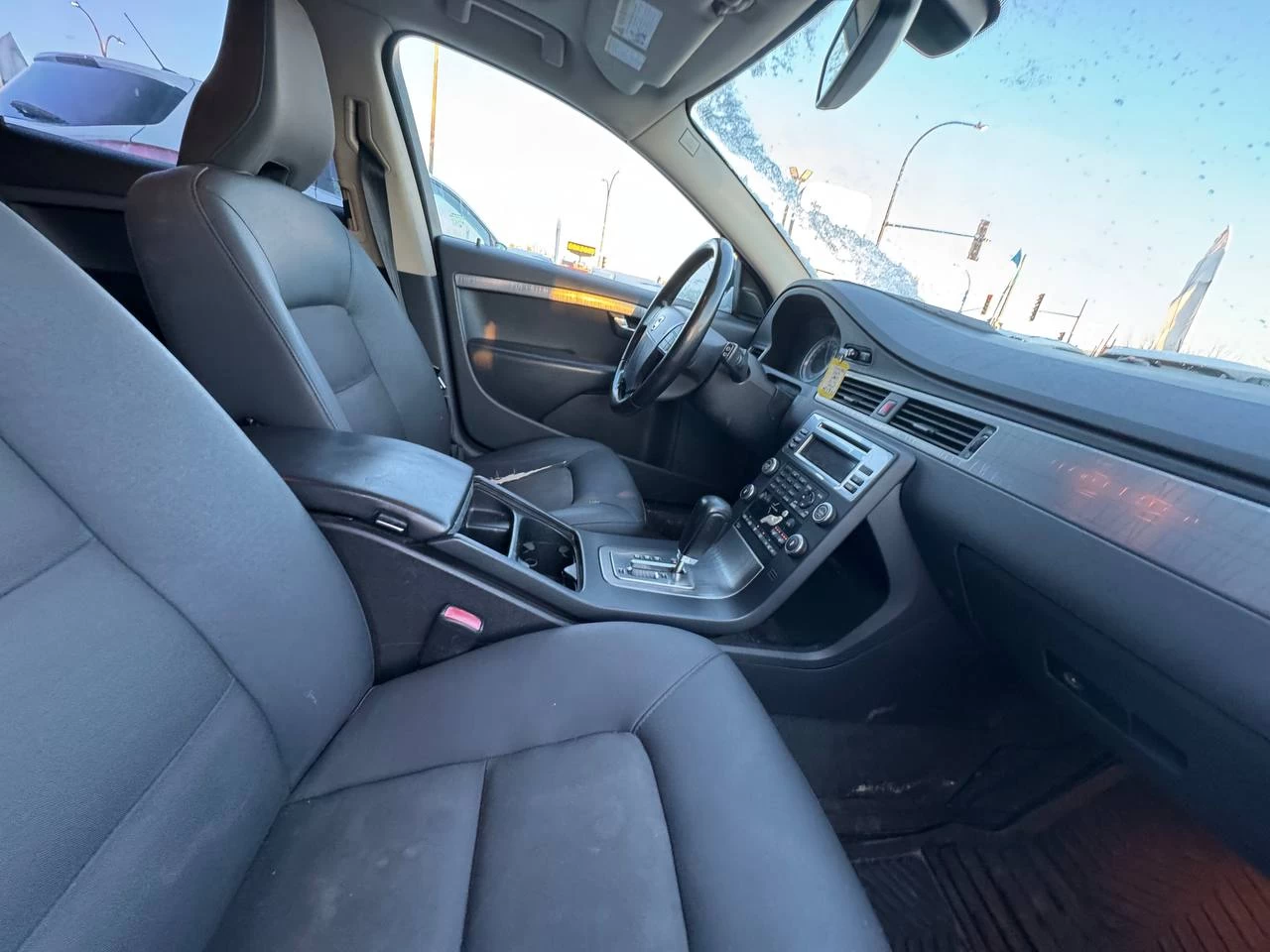 2009 Volvo XC70 3.2L**AWD**TOIT OUVRANT**SIEGES CHAUFFNATS**CUIR**PUSH TO STRAT** Image principale