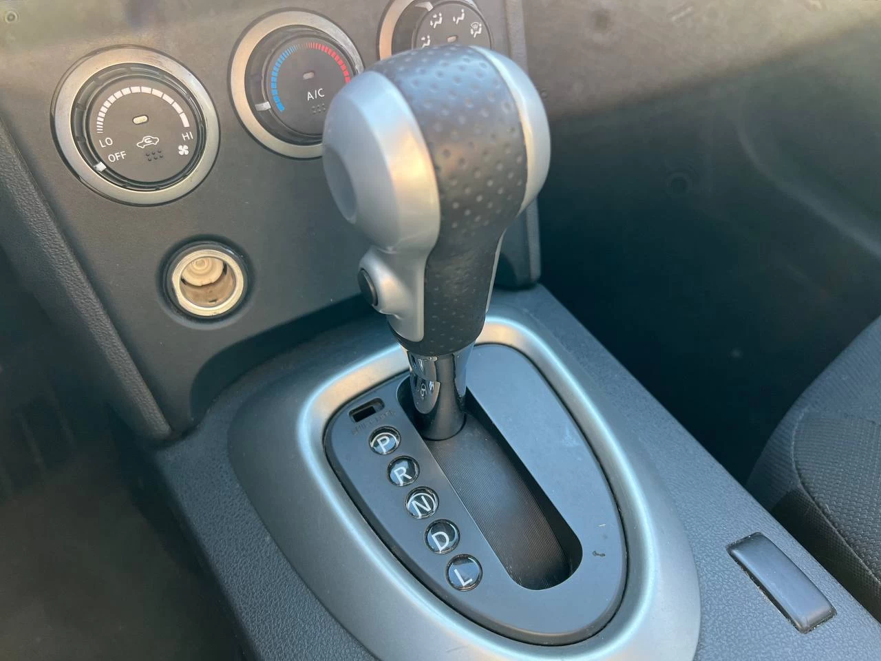 2013 Nissan Rogue S** Image principale