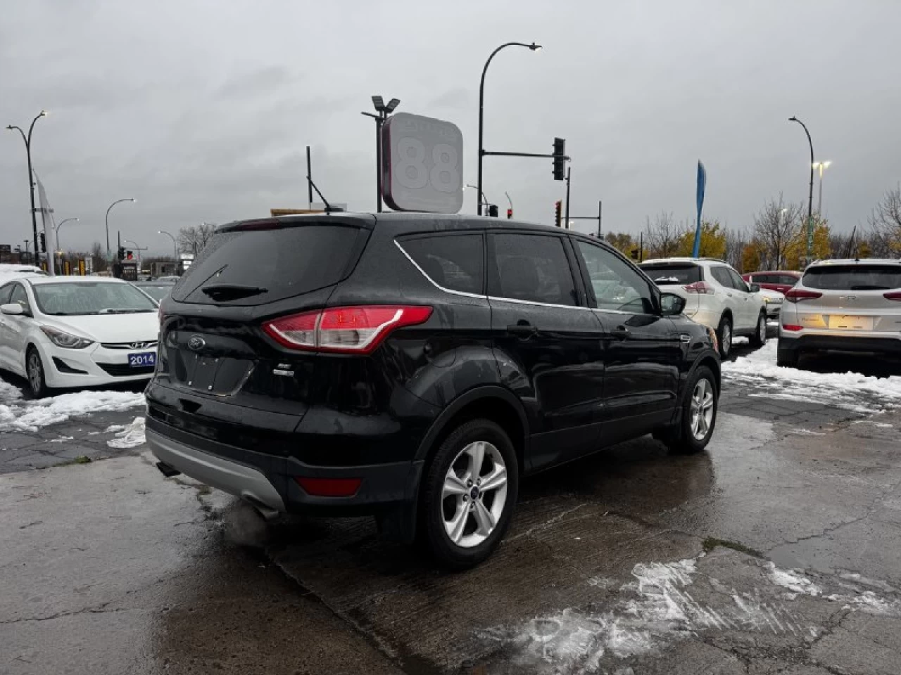 2014 Ford Escape SE**AWD**Jamais Accidente**CAMERA DE RECULE**SIEGES CHAUFFNATS**Financement 1Ère, 2e et 3e chance !! 100% ApprouvÉ Main Image