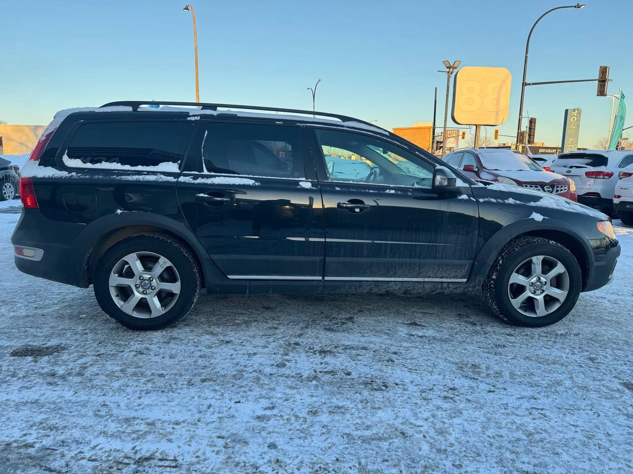 2009 Volvo XC70 3.2L**AWD**TOIT OUVRANT**SIEGES CHAUFFNATS**CUIR**PUSH TO STRAT** Image principale