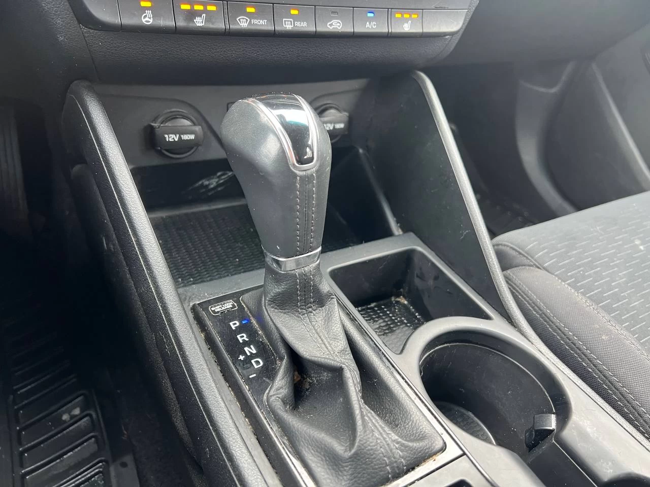 2019 Hyundai Tucson Preferred**SAAQ CERTIFIEE**AWD**CAR PLAY**LKA**ANGLE MORT**CamÉra de Recul**SIÈGES CHAUFFANTS AVANT et ARRIERE**VOLANT CHAUFFANT**ASSISTANCE AU MAINTIEN DE VOIE**MAGS** Image principale