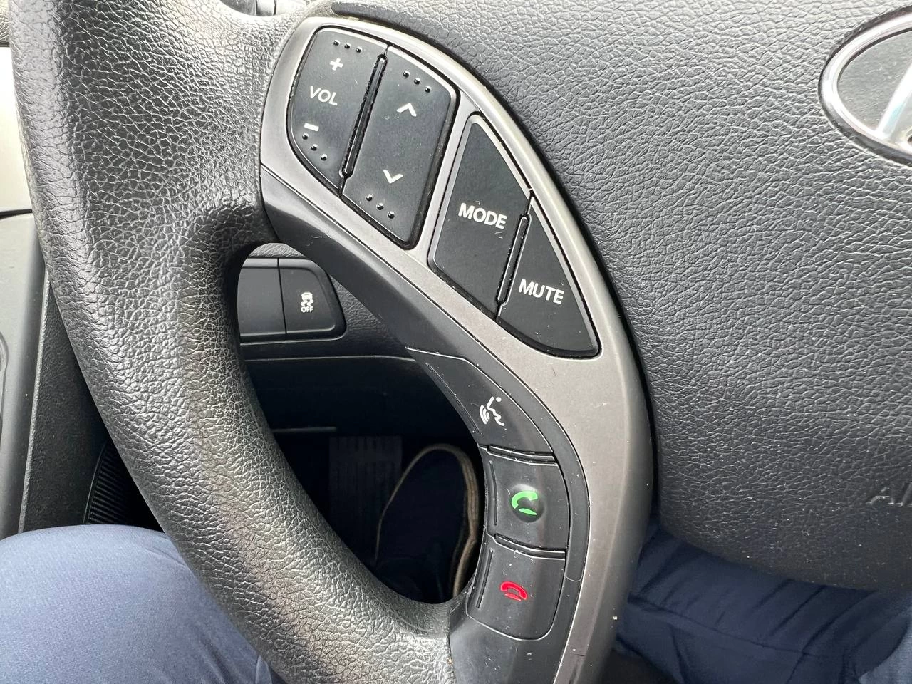 2015 Hyundai Elantra GL**SIEGES CHAUFFANTS** Image principale