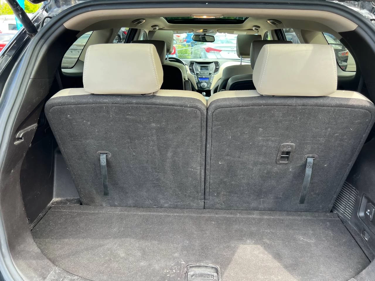 2016 Hyundai Santa Fe XL Luxury**6 PASSAGERS**AWD**Toit Ouvrant**CamÉra de Recul**SIEGES EN CUIR**Volant Chauffant**SIEGES CHAUFFANTS** Image principale