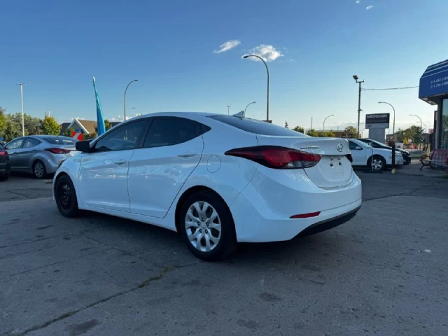 Hyundai Elantra GL**SAAQ CERTIFIEE**SIEGES CHAUFFNATS**BLUETOOTH**BAS KILOMETRAGE** 2014