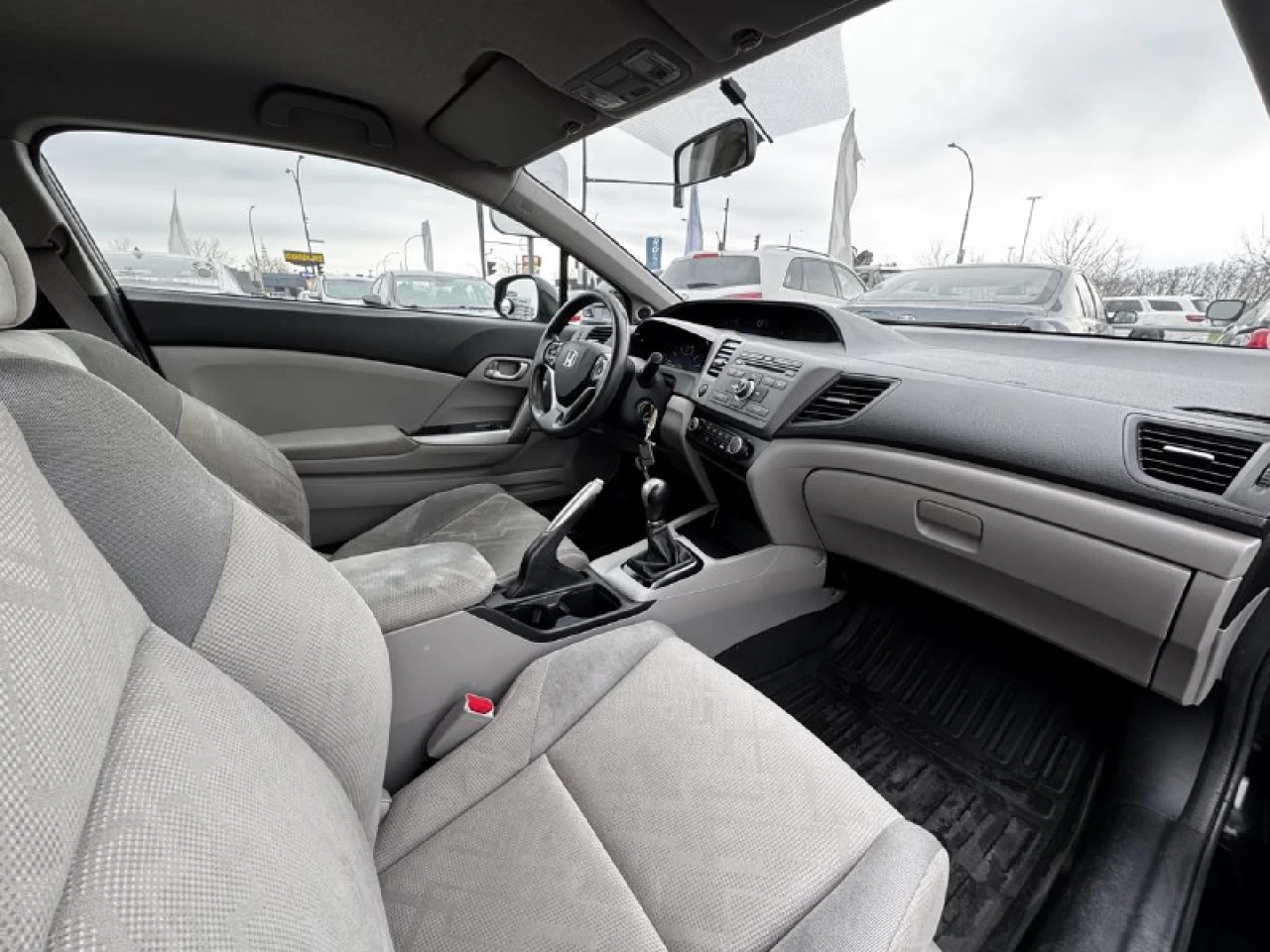 2012 Honda Civic LX**COUPE**MANUELLE**PRIX EN SPECIAL** Image principale