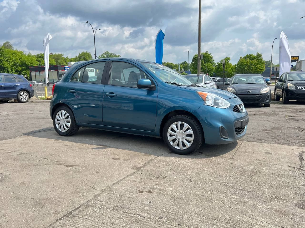 2015 Nissan Micra SV**CAMERA DE RECUL**SIEGES CHAUFFANTS**REG DU VITESSE*** Image principale