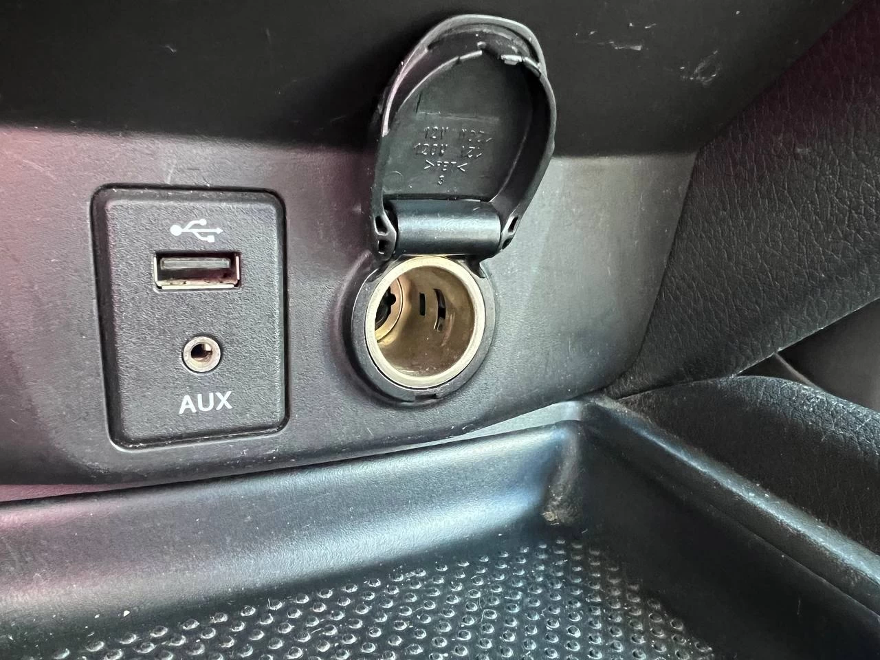 2015 Nissan Rogue SV**AWD**TOIT OUVRANT PANORAMIQUE**CAMERA DE RECULE**SIEGES CHAUFFNATS**Mags** Image principale