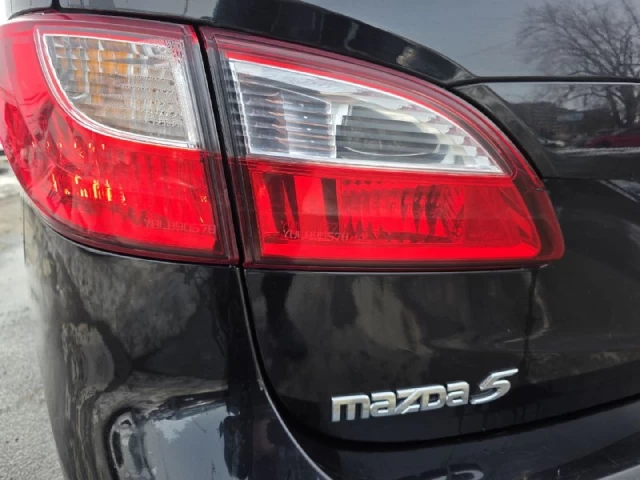 Mazda 5 GS**Jamais Accidente**Tres Bien Entretenu**6 PASSAGERS**MAGS**EN SPECIAL** 2015