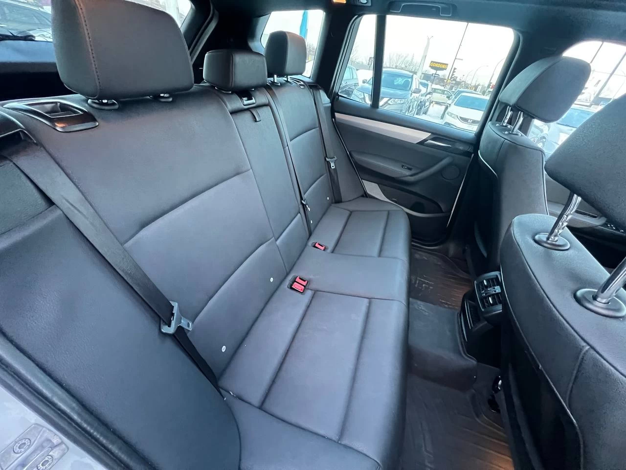 2015 BMW X3 XDrive28i**AWD**SAAQ CERTIFIEE**TOIT PANORAMIQUE**CAMERA DE RECULE**SIEGES CHAUFFNATS**MAGS**VOLANT CHAUFFNATS**CUIR** Image principale